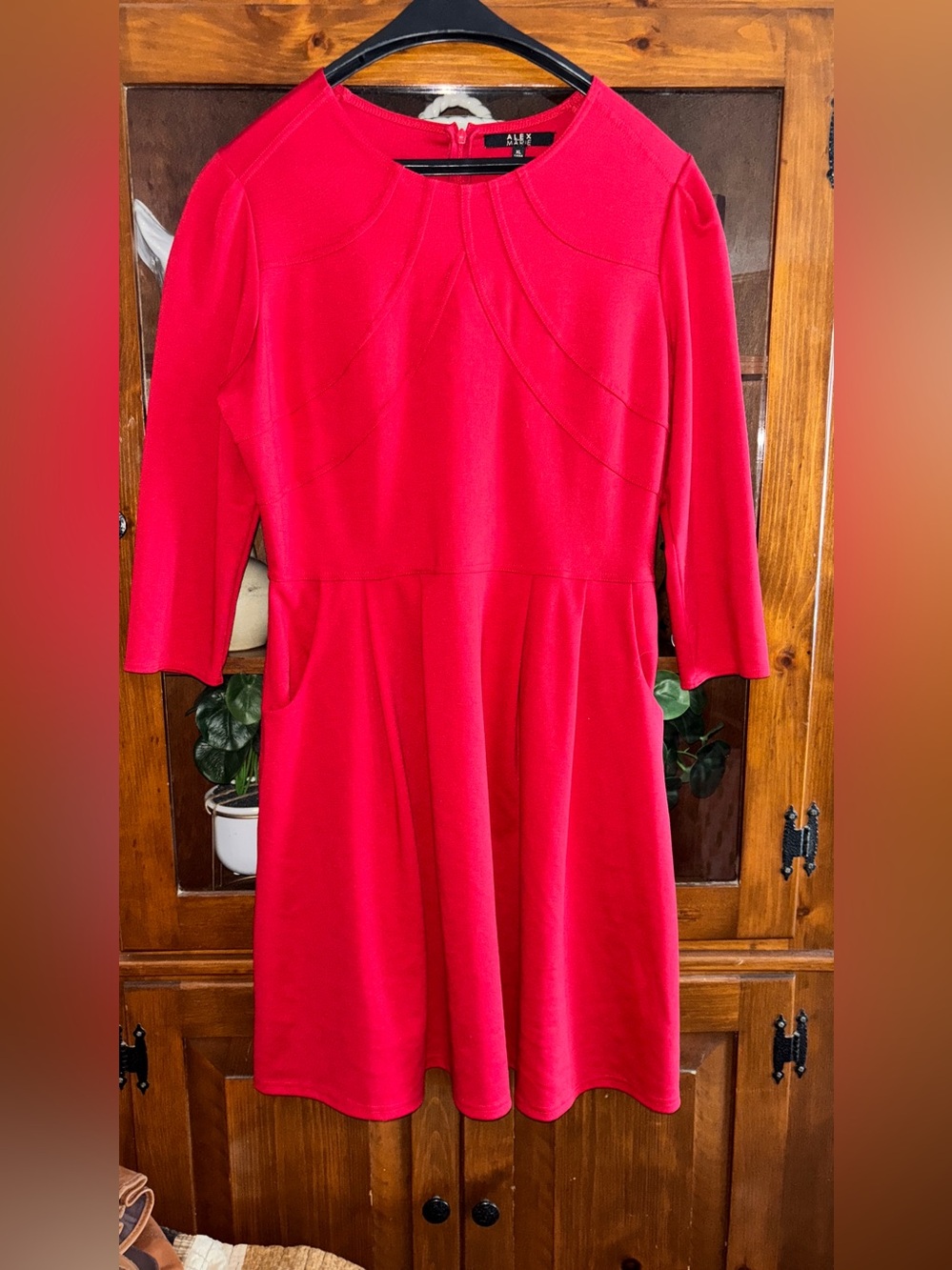 Alex Marie Sz.XL RED w/Pockets  Casual Business or Night out in the town.